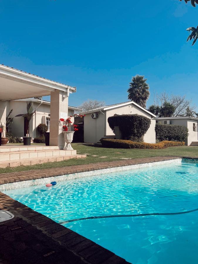 Coco Lodge Mthatha Luaran gambar